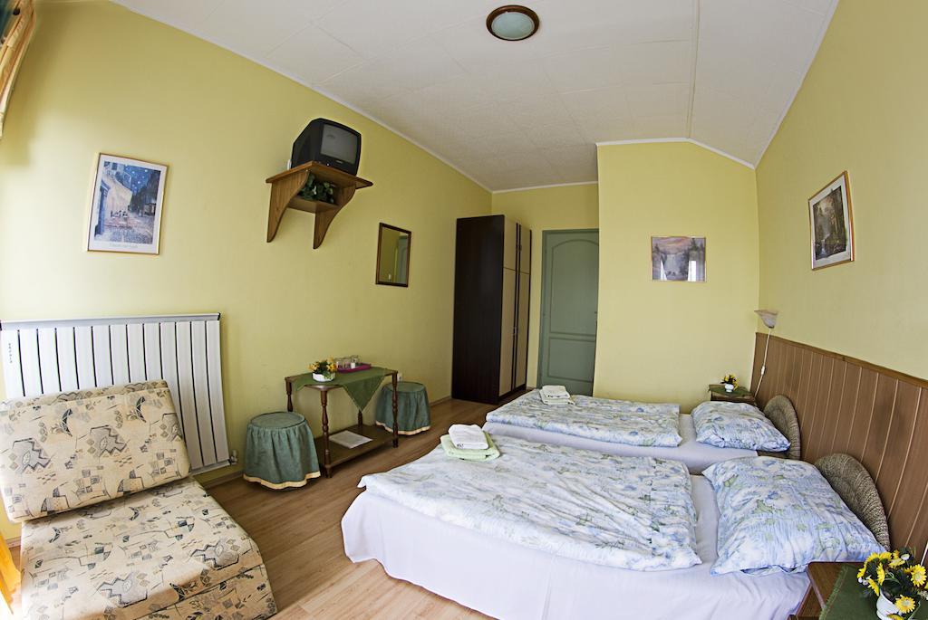 Muskatli Panzio Bed & Breakfast Gyor Bilik gambar